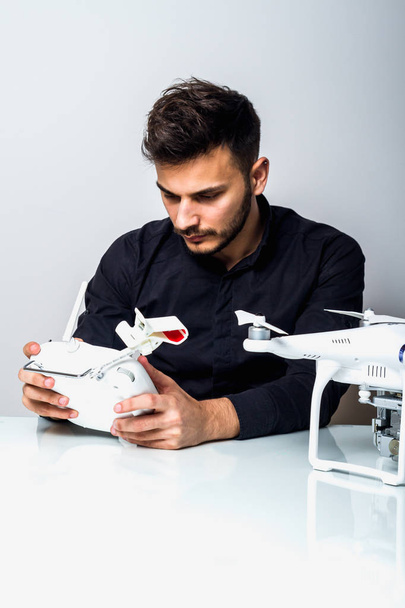Man working with his drone - Zdjęcie, obraz