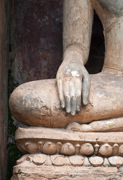 closeup of hand buddha statue in Sukhothai historical park, - Foto, Imagem