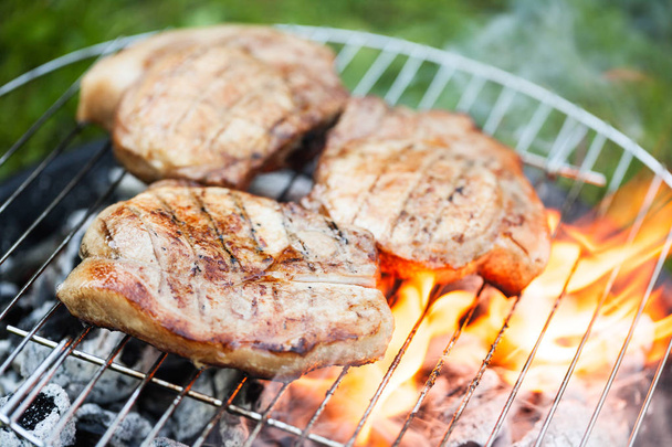 Meat on grill - Foto, Imagem