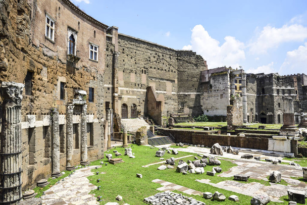 Rome, Italie, ruines du marché Trajan à Rome Impériale
 - Photo, image
