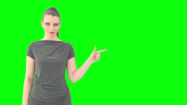 γυναίκα μπροστά greenscreen με άλφα-κανάλι - Πλάνα, βίντεο