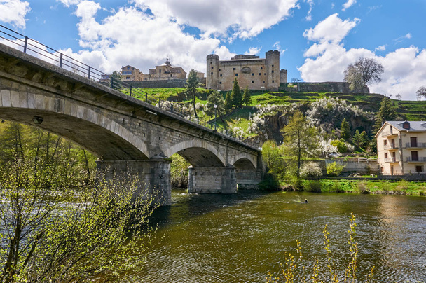 A view of the Historic town of Puebla de Sanabria from the Tera river shore - Photo, Image