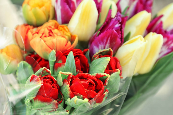Букети з красивих тюльпанів крупним планом
 - Фото, зображення