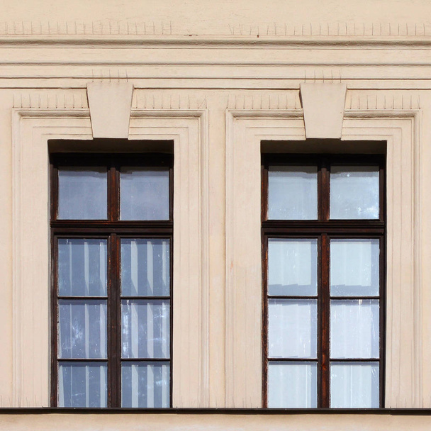 Вікно старовинною будівлею. Старі Pragua, 2018.  - Фото, зображення