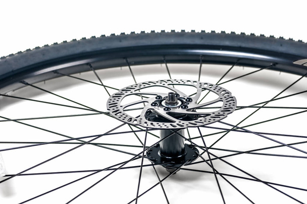 jízdního kola s gumovou pneumatiku detail - Fotografie, Obrázek