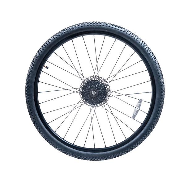 rueda de bicicleta con neumático de goma para bicicleta de montaña
 - Foto, imagen