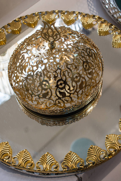 Esimerkki ottomaanien taiteen malleja sovelletaan metalleja - Valokuva, kuva