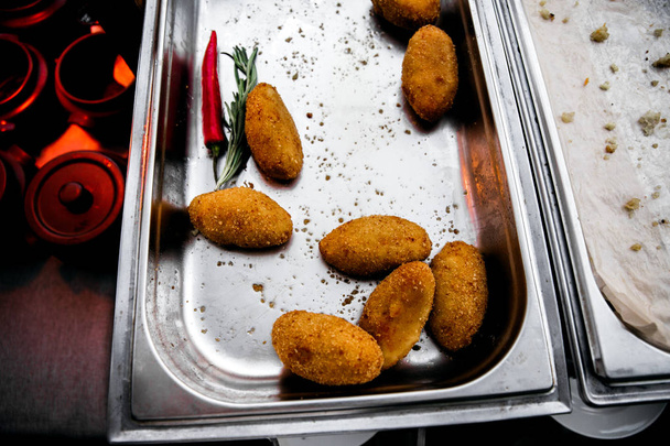 Delicious cutlets at wedding reception on table - Foto, Imagem