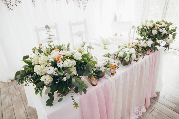beautiful  wedding day table  decoration. Decor - Photo, image