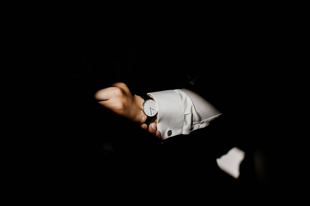 man wearing watch, close up - Fotografie, Obrázek