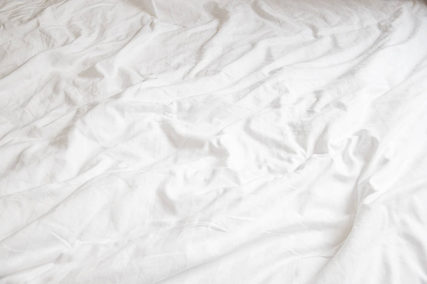 Close up of white bedding sheets and copy space. - Foto, immagini