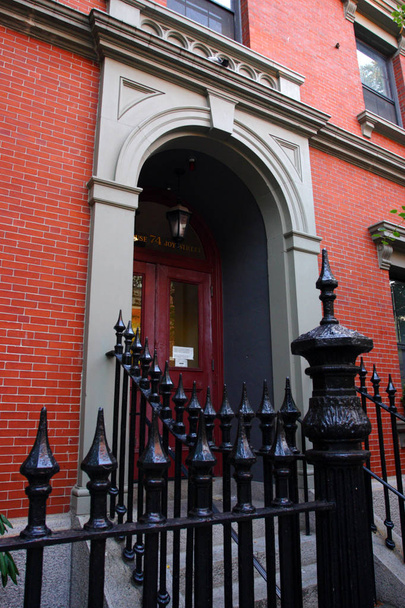 Beacon Hill is a wealthy neighborhood of Federal-style rowhouses, with some of the highest property values in the United States - Foto, immagini