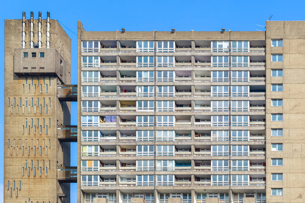 Condominio piatto, Balfron Tower, a East London
 - Foto, immagini