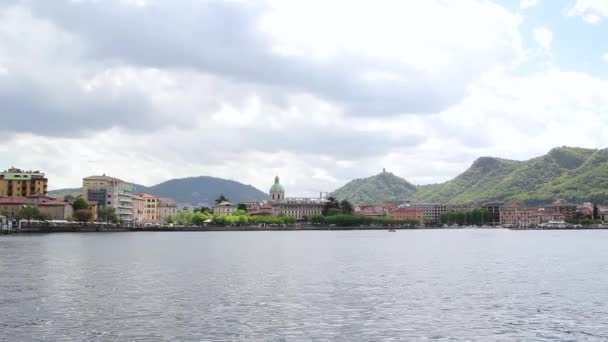 A Comói-tóra. Olaszország. Lombardia. - Felvétel, videó