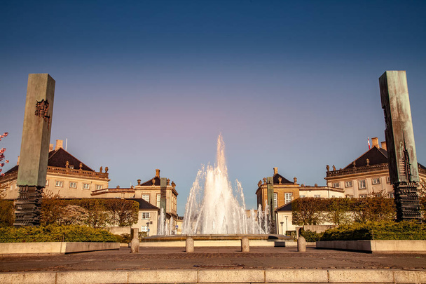 krásná fontána a památky na historické náměstí v Kodani, Dánsko - Fotografie, Obrázek