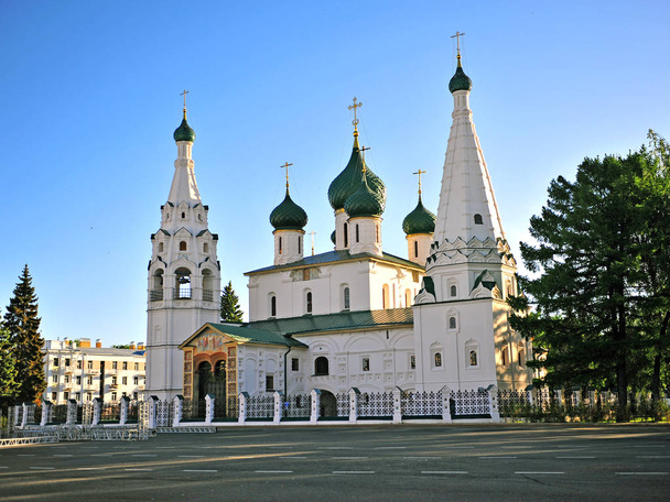 Julkisivu Ilya Profeetta kirkko, Jaroslavl, Venäjä
 - Valokuva, kuva