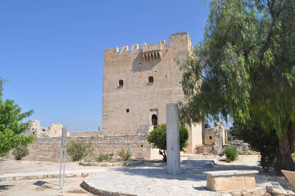 Keskiaikainen Kolossin linna Kyproksella (Limassol
) - Valokuva, kuva