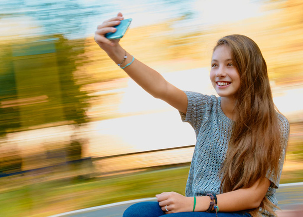 teenager girl selfie fun - 写真・画像