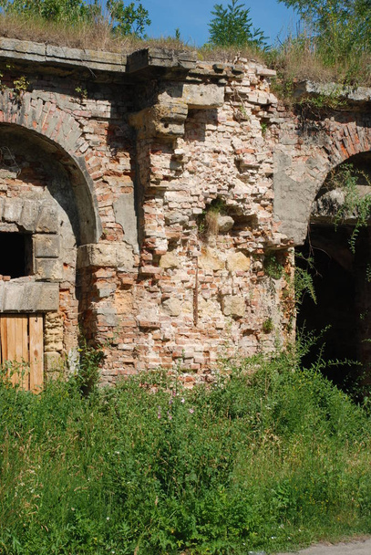 Eski kalenin savunma duvarları - Fotoğraf, Görsel