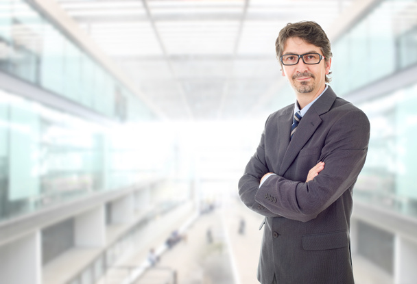 young business man portrait at the office - Foto, imagen