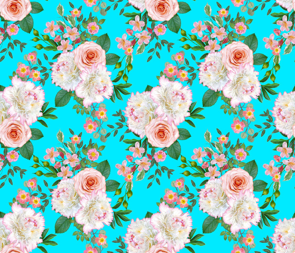 Floral seamless pattern. Flower arrangement, bouquet of delicate beautiful pink roses, white peonies green leaves. - Foto, afbeelding