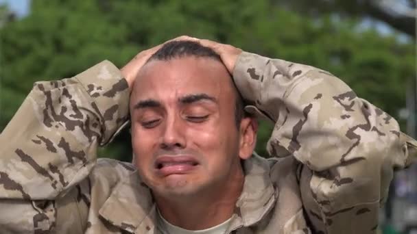 Stressed Hispanic Male Soldier And Anxiety - Imágenes, Vídeo
