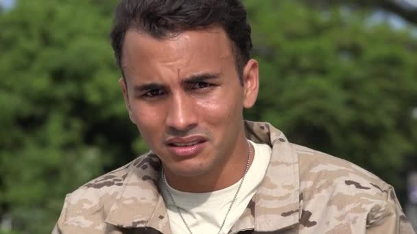 Fearful Hispanic Male Soldier - Séquence, vidéo