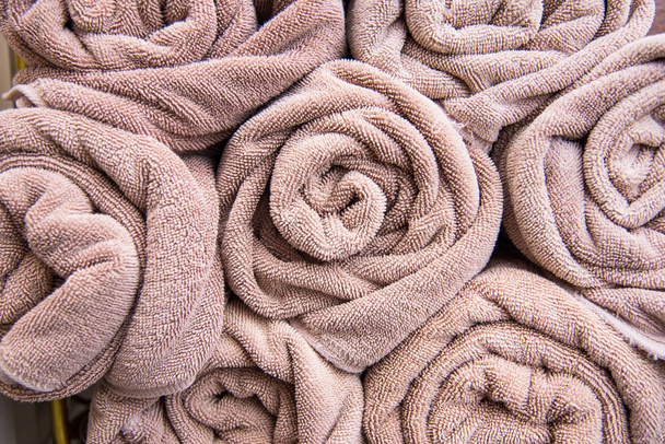 Пляжний рушник для ванни рулони синя тканина текстури тканини фон використовується для басейну
 - Фото, зображення