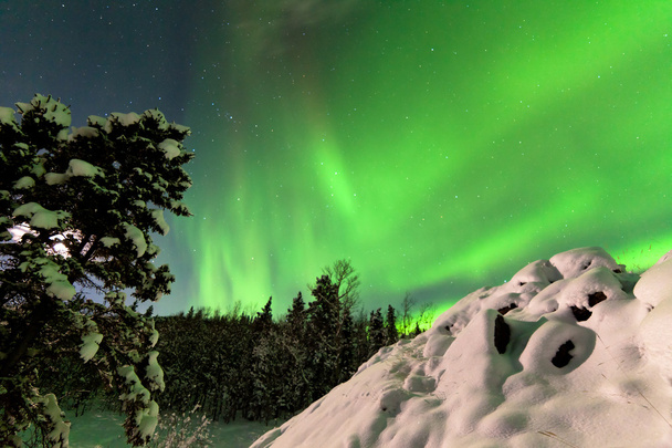 Expositor intenso de Aurora boreal Aurora boreal
 - Foto, imagen