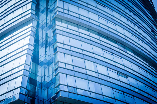 ブルーガラスオフィスビル - 写真・画像