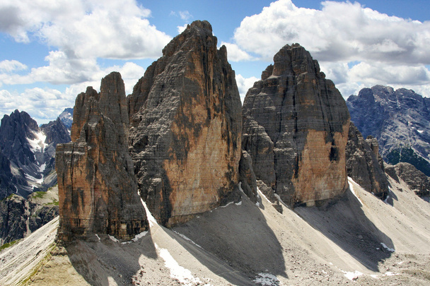 Dolomiti alpino - montaña Tre Cime
 - Foto, Imagen