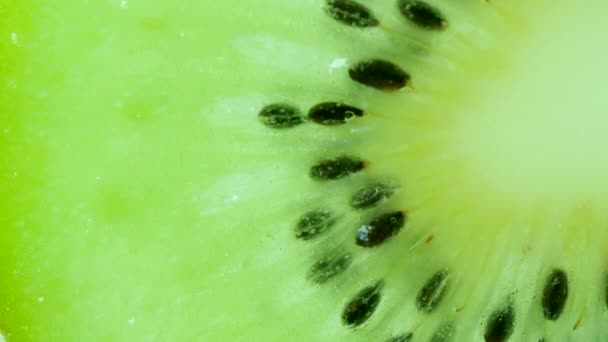 Macro de kiwi na água
 - Filmagem, Vídeo