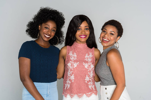 Group of young happy African American Women - Foto, afbeelding