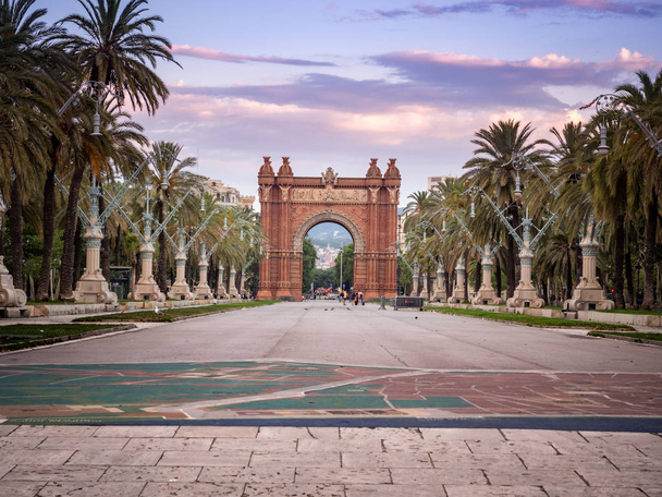 Arch de Triomphe in Barcelona   - Fotó, kép