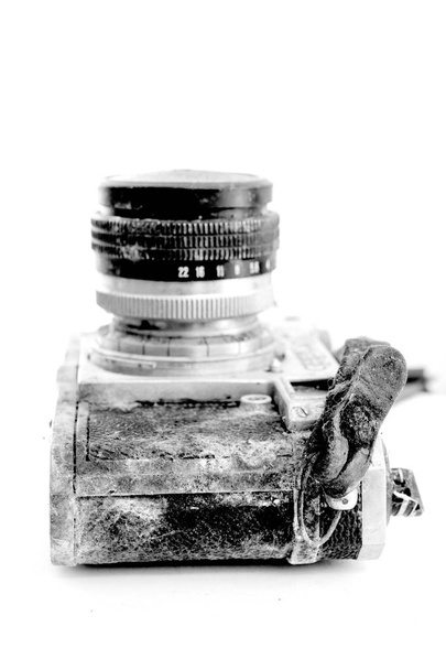 obraz starožitného a zaprášeného filmového fotoaparátu - Fotografie, Obrázek