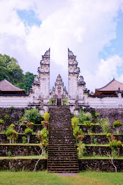 Scenic view of Hindu temple Lempuyang in Bali, Indonesia. - Φωτογραφία, εικόνα