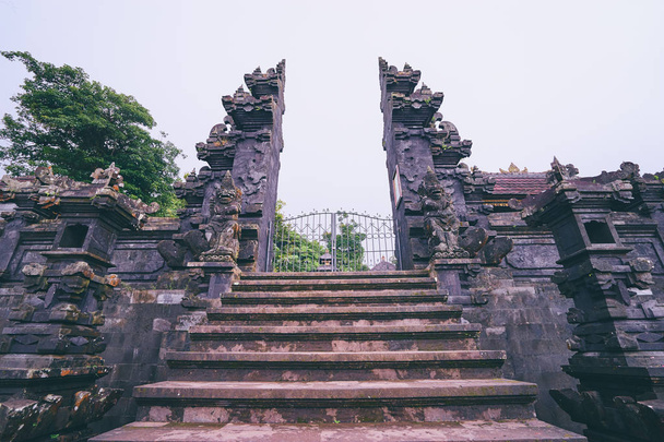Beautiful view of Hindu temple in Bali, Indonesia. - Фото, зображення