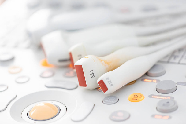 Modern sensors for ultrasound examination - Φωτογραφία, εικόνα