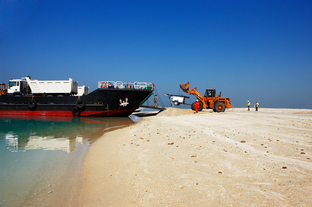 O projeto inacabado das Ilhas Mundiais em Dubai
 - Foto, Imagem