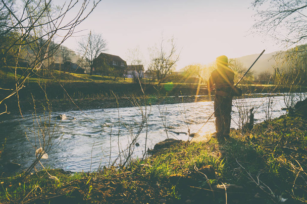Nehirde balık tutmak - Fotoğraf, Görsel