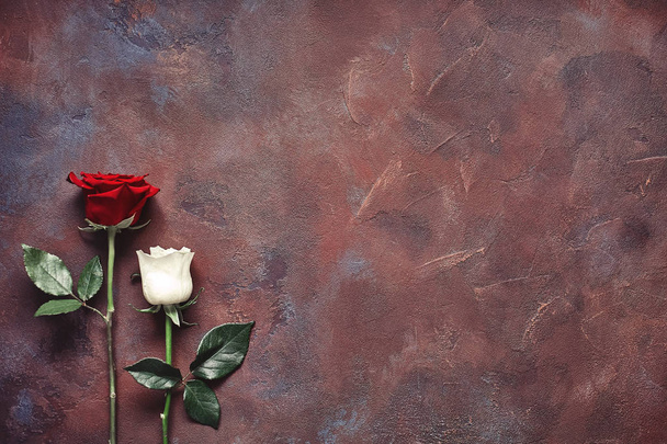 White and red rose on a beautiful stone background - Foto, Imagem