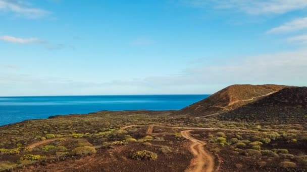 Vista aérea de paisagens vulcânicas em Fuerteventura, Ilhas Canárias
. - Filmagem, Vídeo