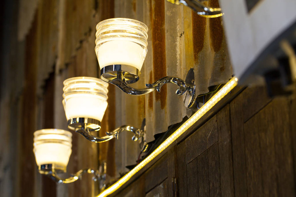 Hermosa lámpara de pared moderna decoración contemporánea interior
 - Foto, imagen