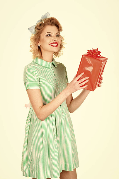 vintage concept. happy smiling woman dressed in pin-up style dress, isolated - Foto, Imagem