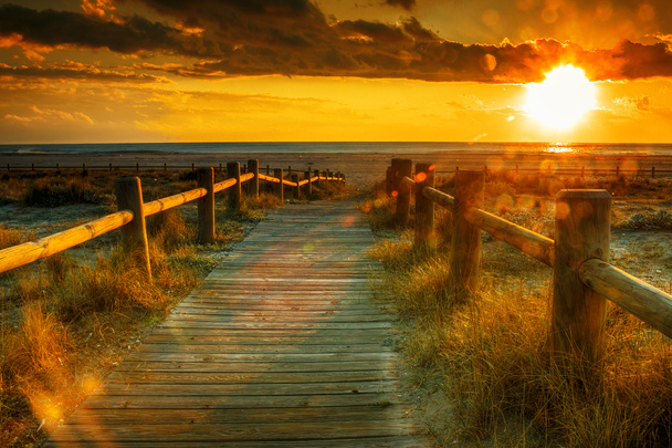Zonsondergang strand - Deze foto gemaakt door hdr technic - Foto, afbeelding