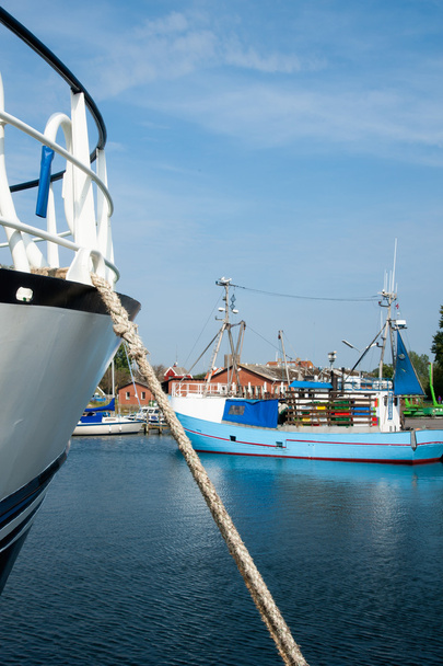 Lodě kotví v přístavu, ostrov moen, Dánsko - Fotografie, Obrázek