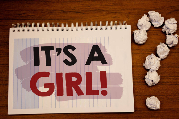 Schreibnotiz, die zeigt, dass es ein motivierender Aufruf für Mädchen ist. Business-Foto zeigt weibliches Baby, das Geschlecht verrät Feier - Foto, Bild