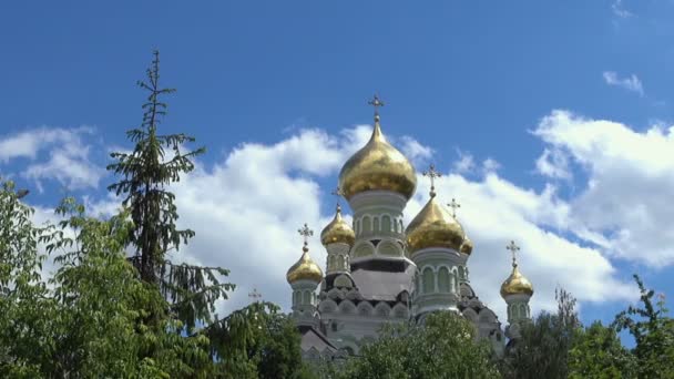 Pokrovsky klášter v Kyjevě. Založena v roce 1889. Zakladatel velkovévodkyně Alexandra Petrovna Romanova - Záběry, video