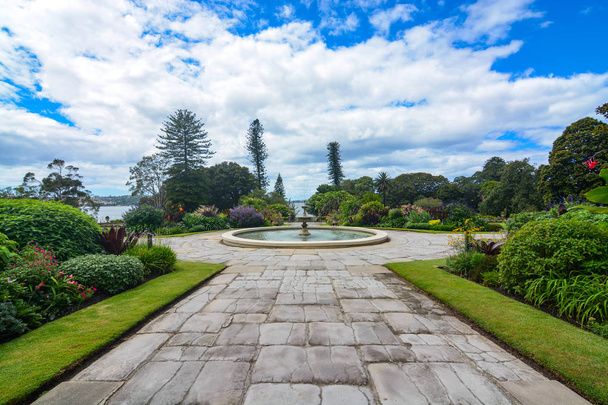 Formalne ogrody kwiatowe zabytkowego domu rząd Sydney w Australii - Zdjęcie, obraz