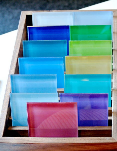 зразок кольорових плиток
 - Фото, зображення